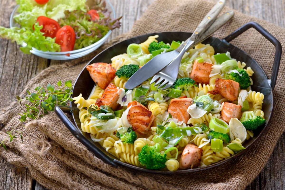 salade de saumon grillé